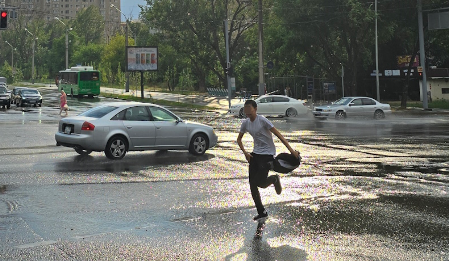 В Казахстане в ближайшие дни ожидаются сильные дожди