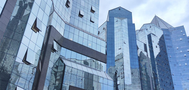 "Мы просто хотим нормально жить": из-за борьбы двух ОСИ люди рискуют замерзнуть зимой в "Нурлы-Тау"