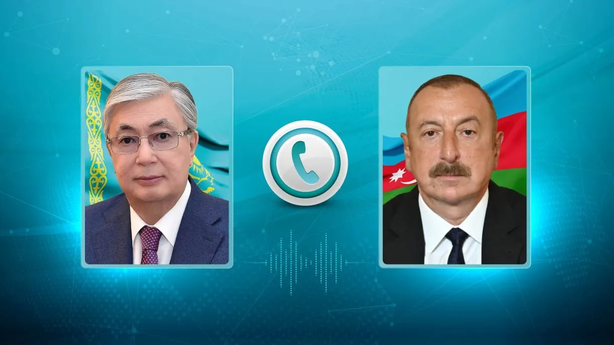 Токаев поздравил Алиева с подписанием Декларации о мирном урегулировании конфликта Азербайджана и Армении