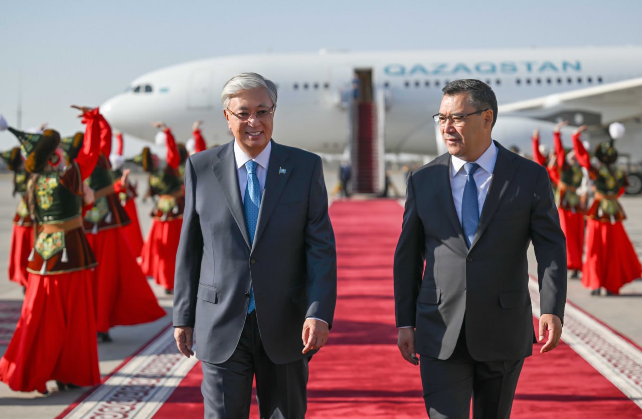 Токаев прибыл с официальным визитом в Кыргызстан