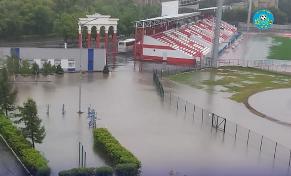 Стадион затопило вскоре после матча КПЛ