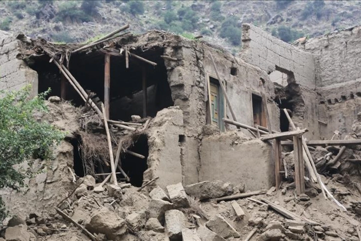 Землетрясение в Афганистане унесло жизни более тысячи человек