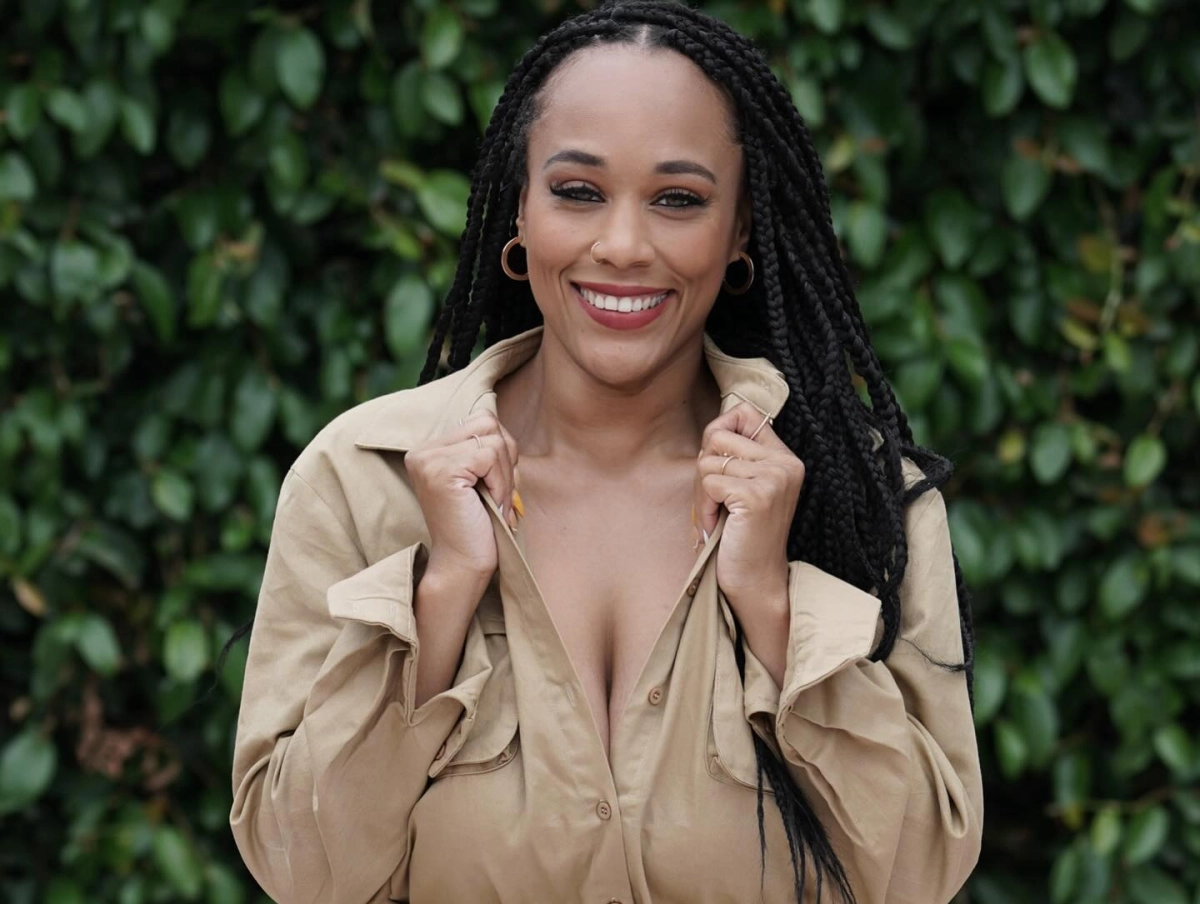 Бэк-вокалистка Джей Ло угостила всю свою семью казахстанским шоколадом