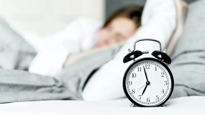 Как лишение сна меняет наш мозг