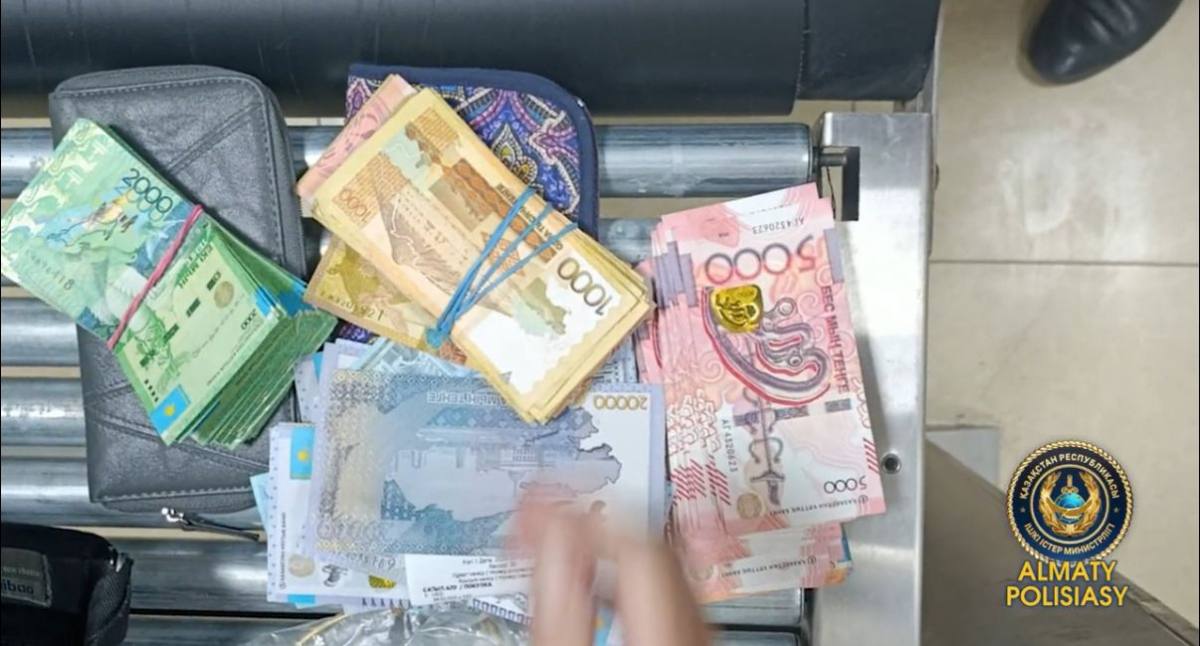 Полицейские Алматы предотвратили крупное интернет-мошенничество