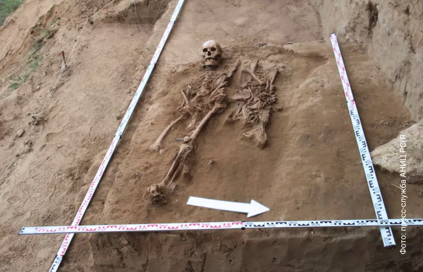 В Якутии археологи нашли парное погребение людей возрастом более 5 тысяч лет