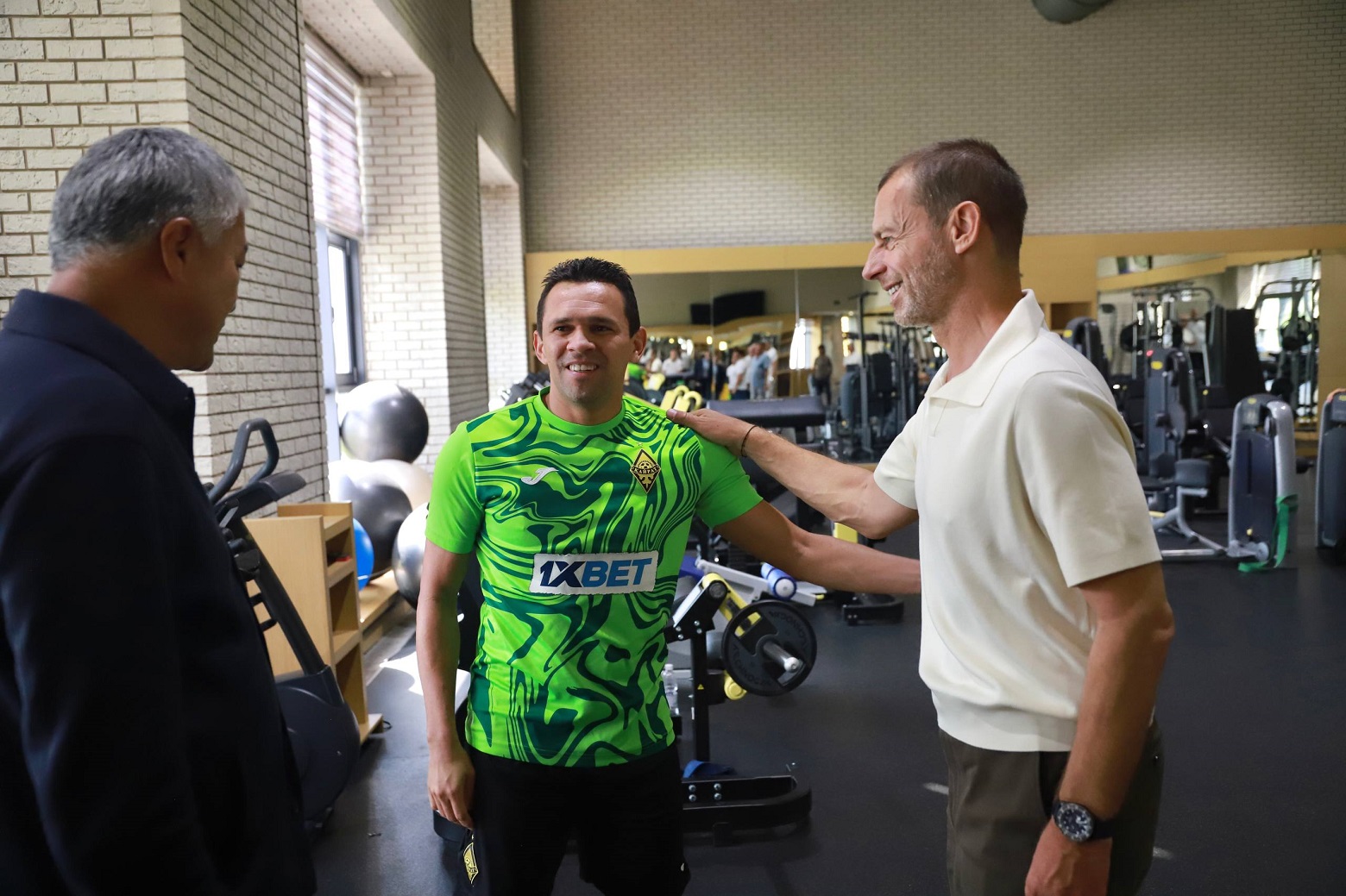 Президент УЕФА неожиданно приехал в Алматы на встречу с "Кайратом"