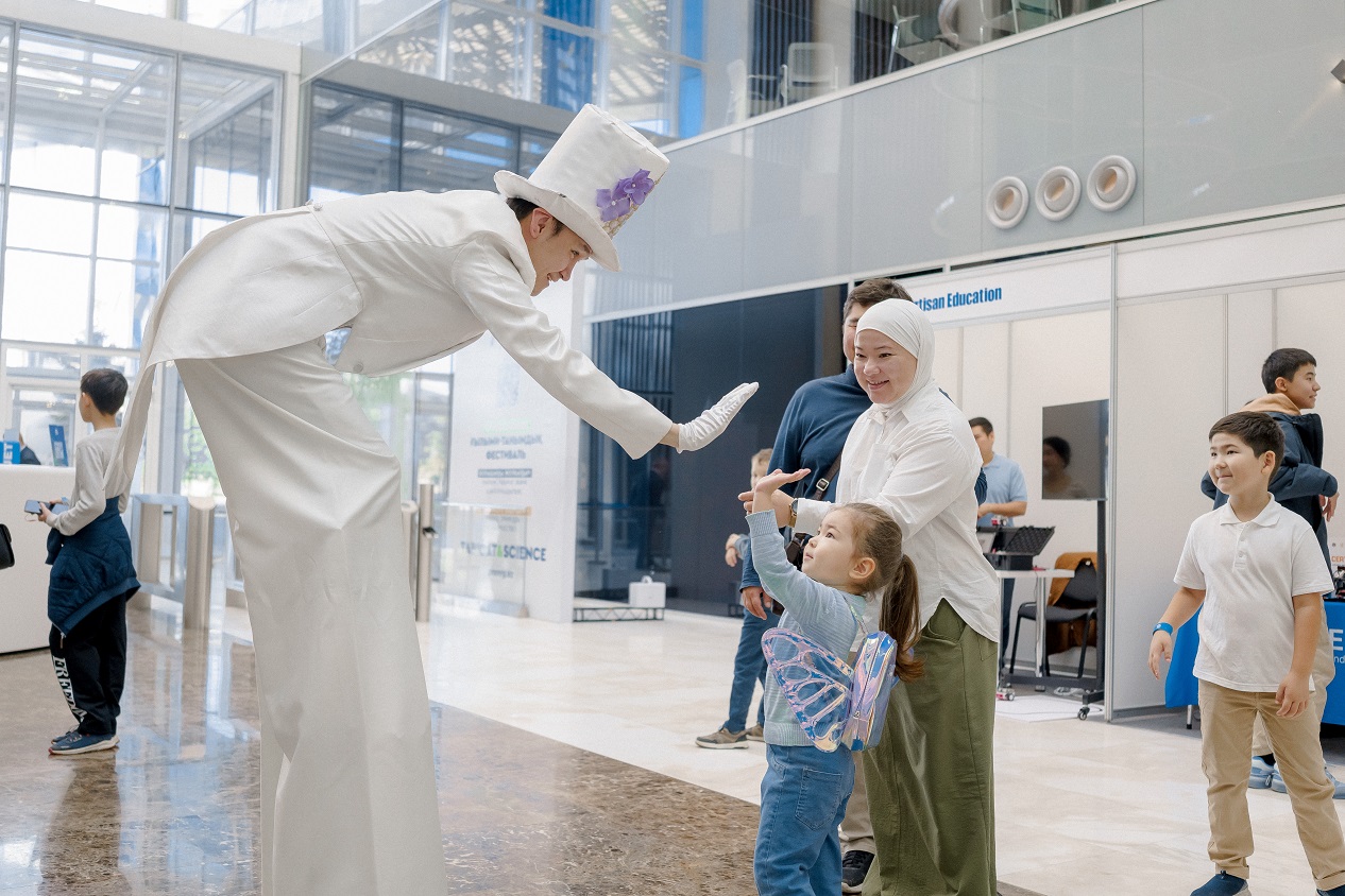 Семейный фестиваль науки PRO. NRG: пространство нового поколения ученых