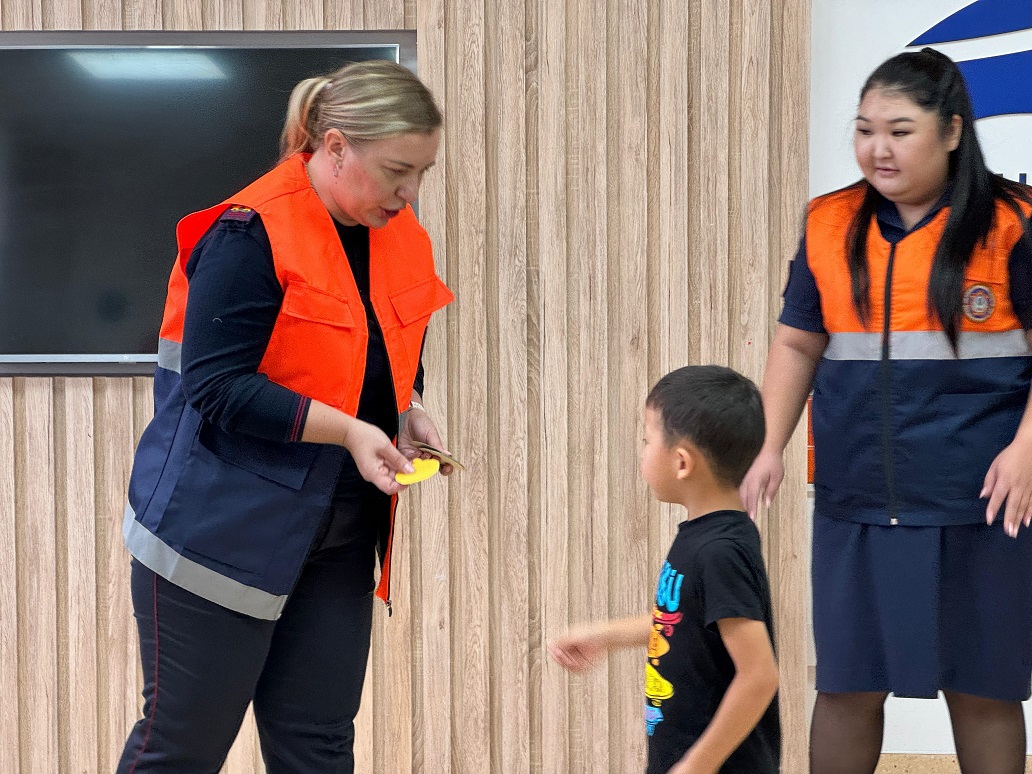 30 добрых дел от спасателей Восточного Казахстана: что выполнено