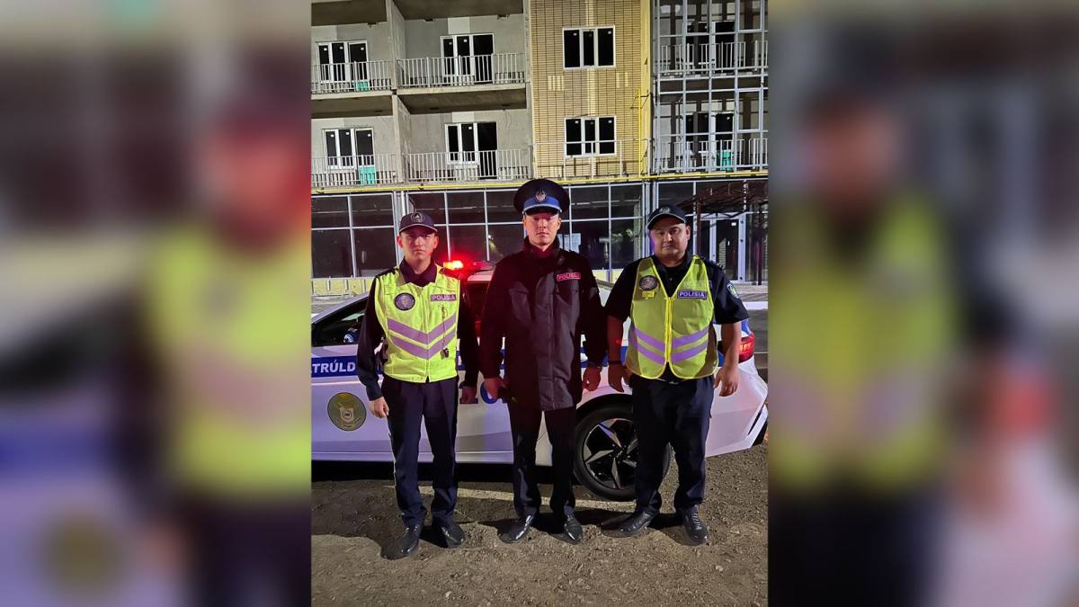 Полицейские спасли жизнь мужчине в Уральске