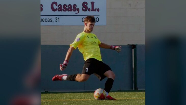 В Испании 19-летний футболист умер во время матча