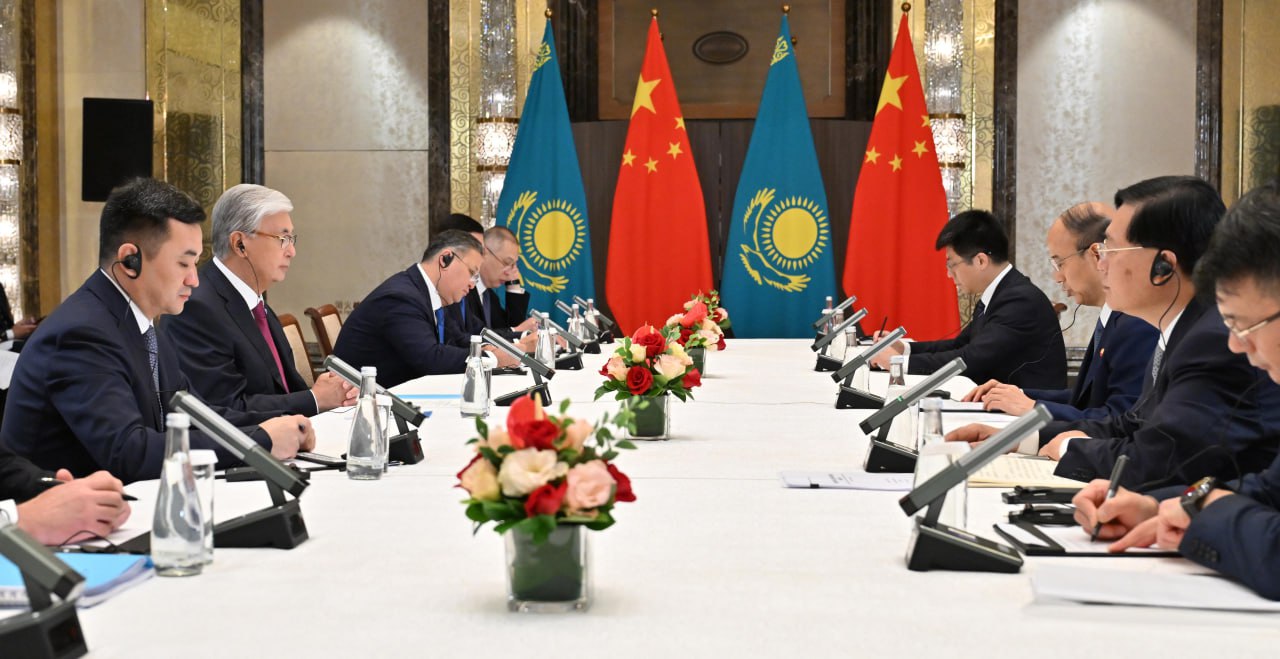 Глава государства принял председателя совета директоров CNPC