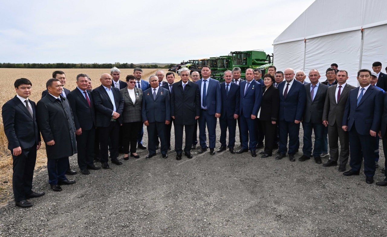 Токаев побеседовал с руководителями сельхозформирований Акмолинской области