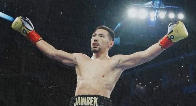 Казахстанский боксер согласился на бой с чемпионом мира за три титула