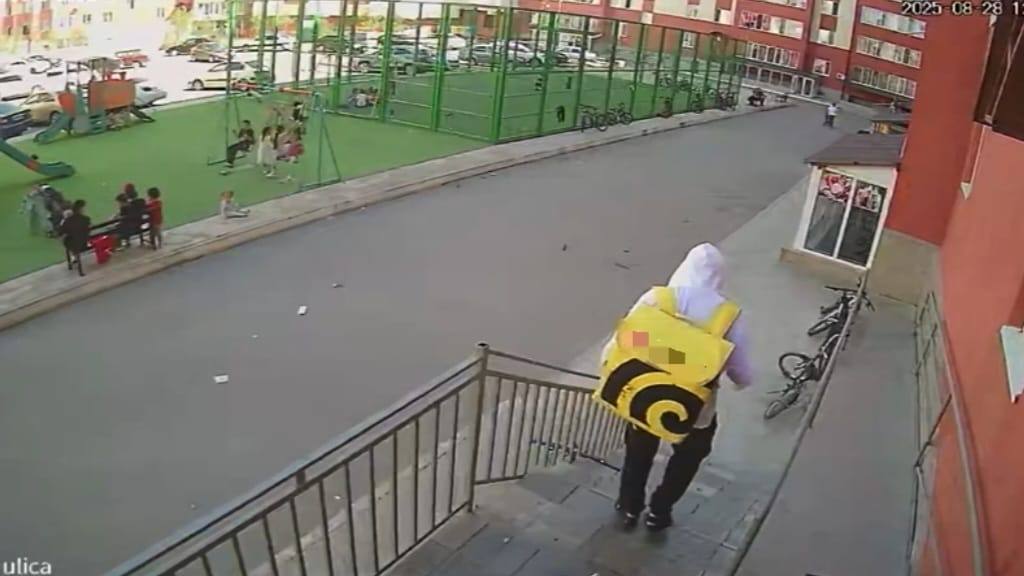 Имущество на 1,5 млн тенге похитил мужчина под видом курьера