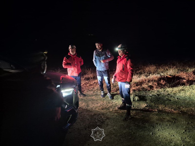 В Туркестанской области спасатели МЧС оказали помощь туристам, которые заблудились в горах