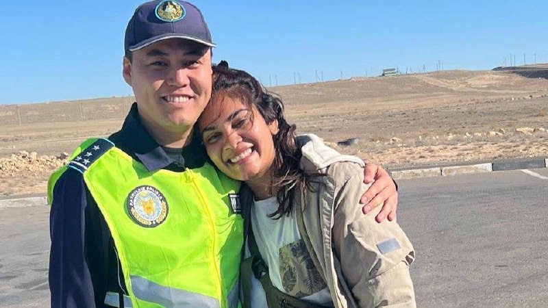 В Мангистау полицейские помогли туристкам из Малайзии вернуть потерянный телефон