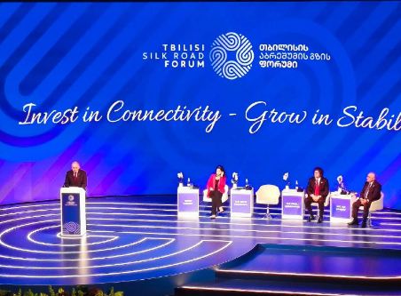 Пашинян отметил роль Казахстана в достижении договорённостей между Баку и Ереваном