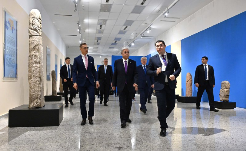 Касым-Жомарт Токаев и Александр Стубб посетили Национальный музей