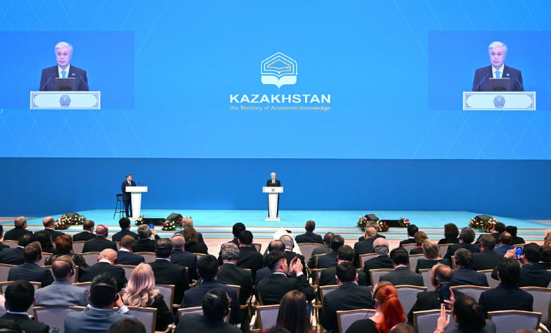 Президент: «Казахстан запустил пилотный проект по внедрению образовательных инструментов на основе ChatGPT»