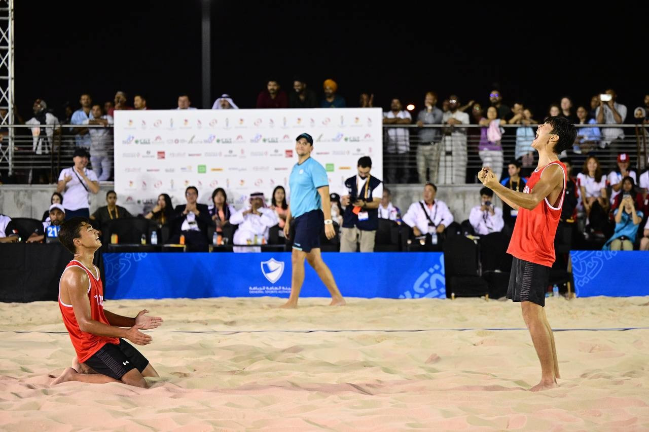 Команда Казахстана по пляжному волейболу завоевала "золото" юношеской Азиады