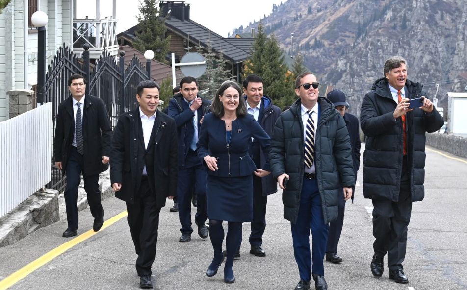 В Казахстан с визитом прибыл специальный представитель президента США