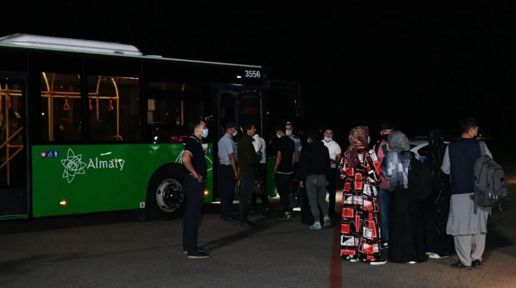 Из Казахстана в этом году выдворили более 10 тысяч иностранцев