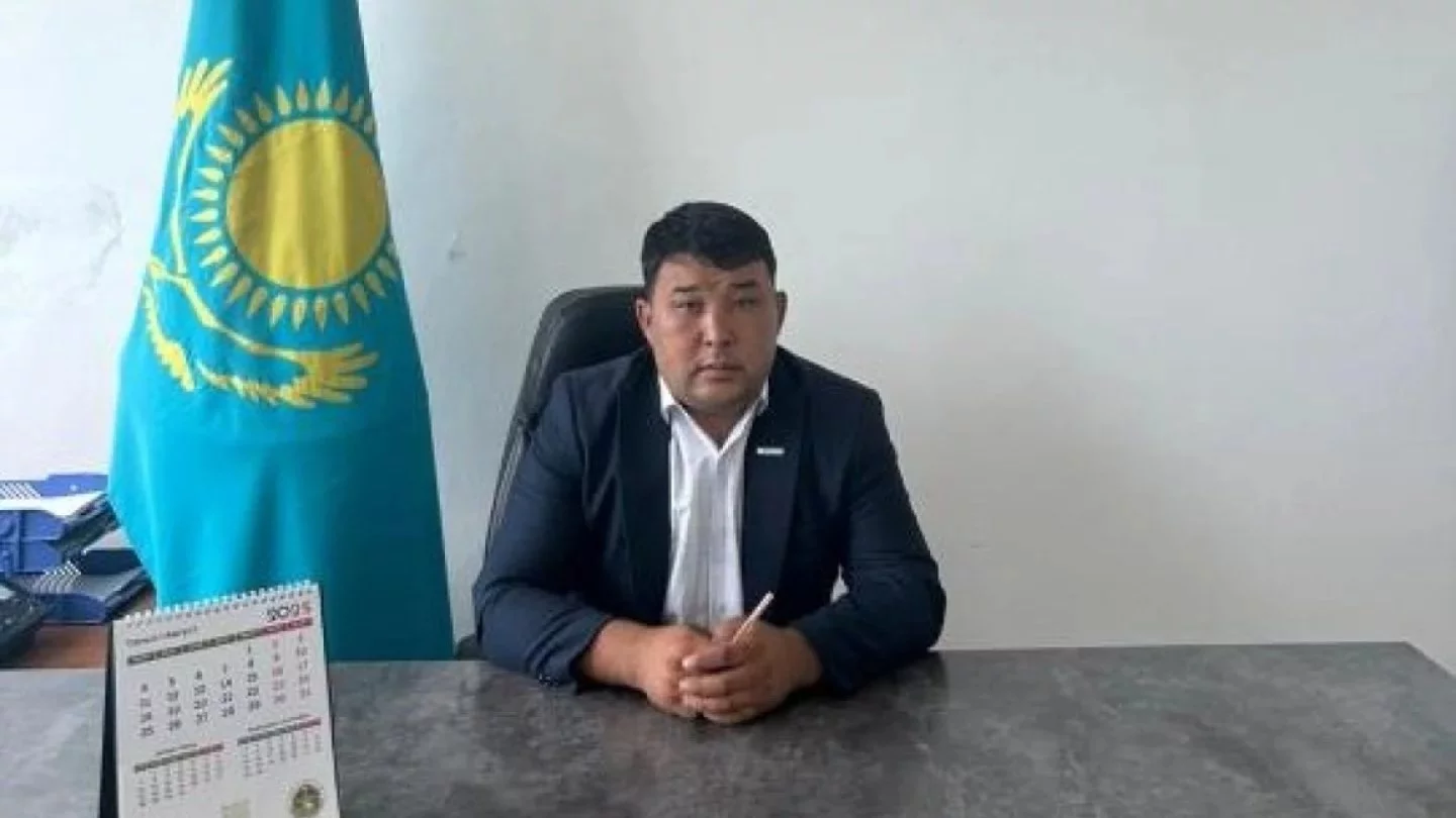 В ВКО суд оштрафовал акима за мелкое хулиганство