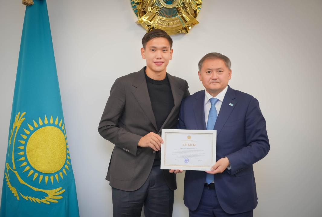 Вратаря "Кайрата" вызвали в Астану после 5 пропущенных голов от "Реал Мадрид"