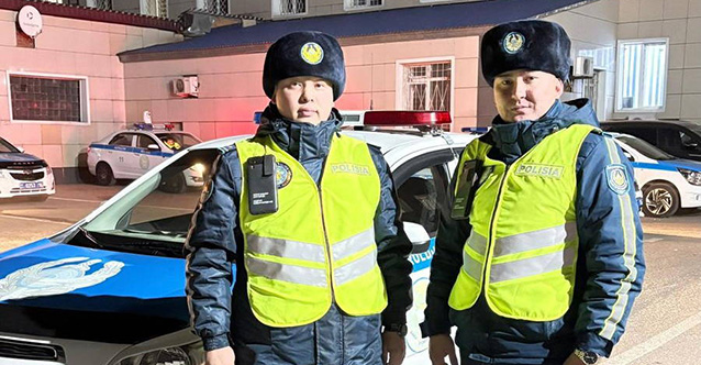 Женщину, прыгнувшую в реку, спасли полицейские Усть-Каменогорска