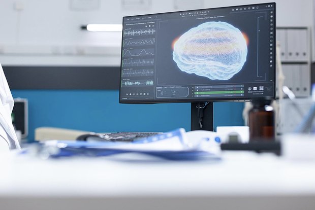 Опухоль мозга научились выявлять без МРТ и анализов