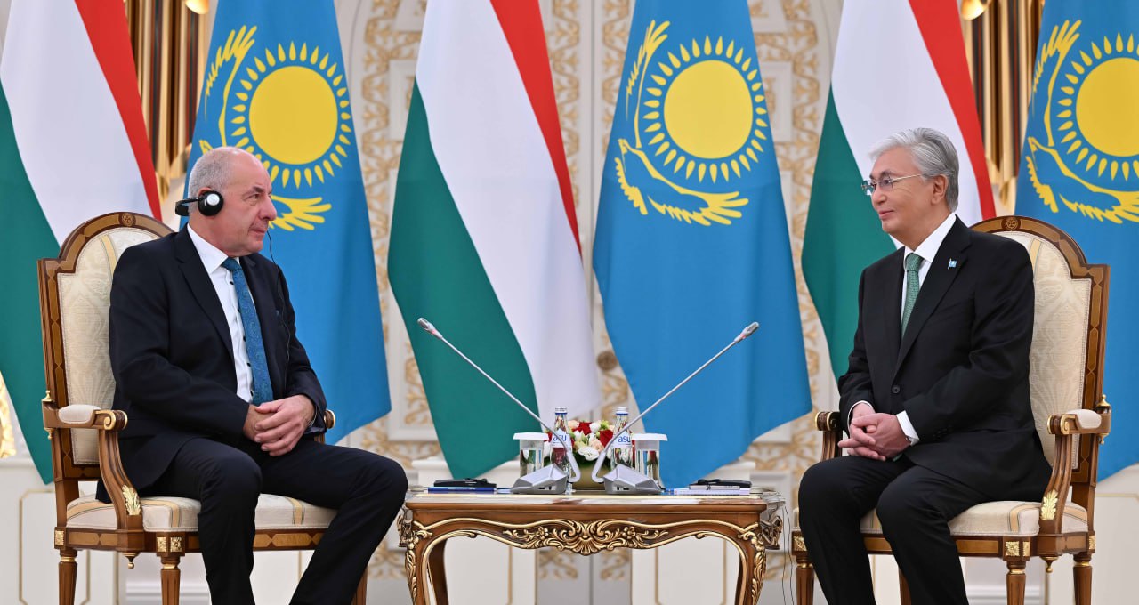 Президенты Казахстана и Венгрии провели переговоры