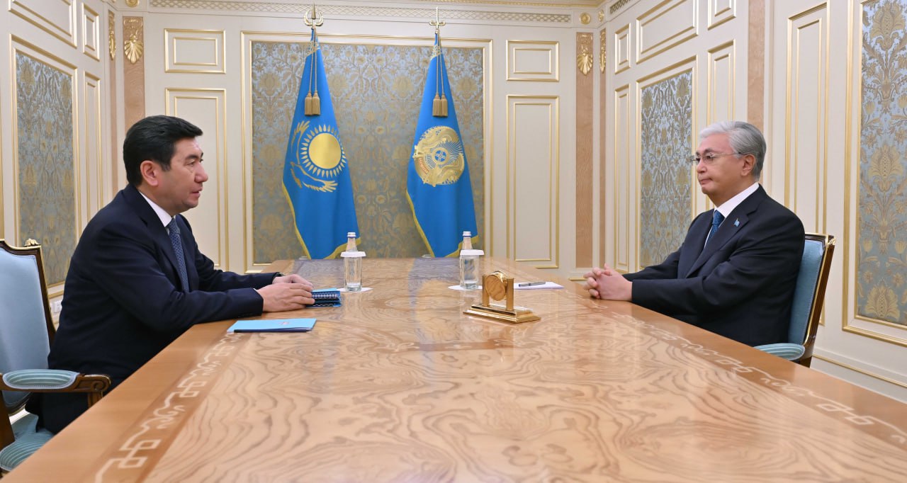 Глава государства принял председателя Мажилиса парламента Ерлана Кошанова