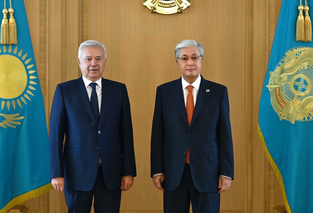 Глава государства принял акционера компании «Лукойл» Вагита Алекперова