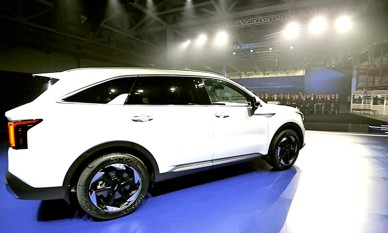 Токаев: «Граждане теперь получат возможность приобрести автомобиль в лизинг»