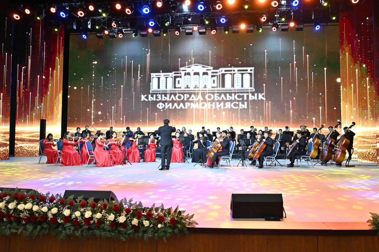 Глава государства посетил Центр искусств