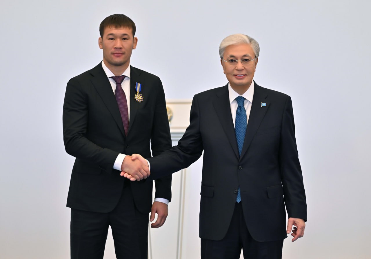 Не выступающий почти год Шавкат Рахмонов получил орден ко дню рождения