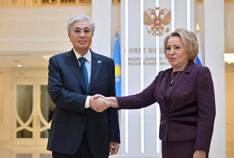 Глава государства провел встречу с Председателем Совета Федерации России Валентиной Матвиенко