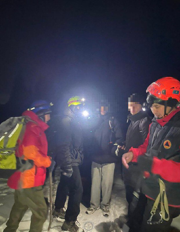 В Алматинской области спасли туристов, застрявших на высоте свыше 3000 м