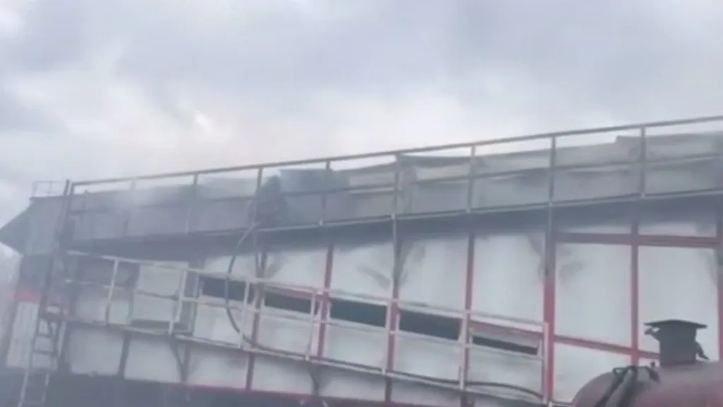 В ВКО спасатели предотвратили крупный пожар на территории ТОО