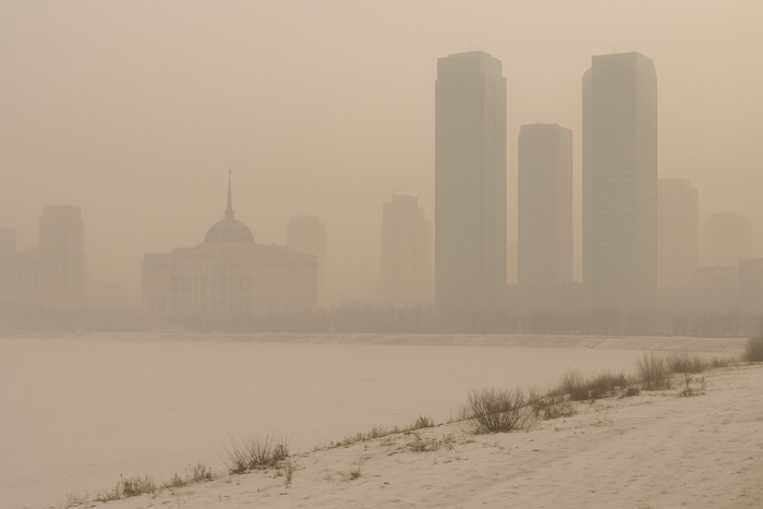 Жителей ряда городов Казахстана предупредил об опасности"Казгидромет"