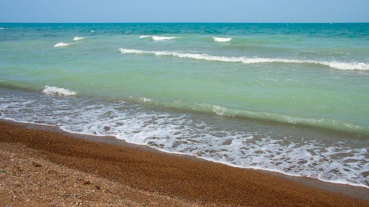 Сотрудники МЧС спасли рыбаков на озере Балхаш