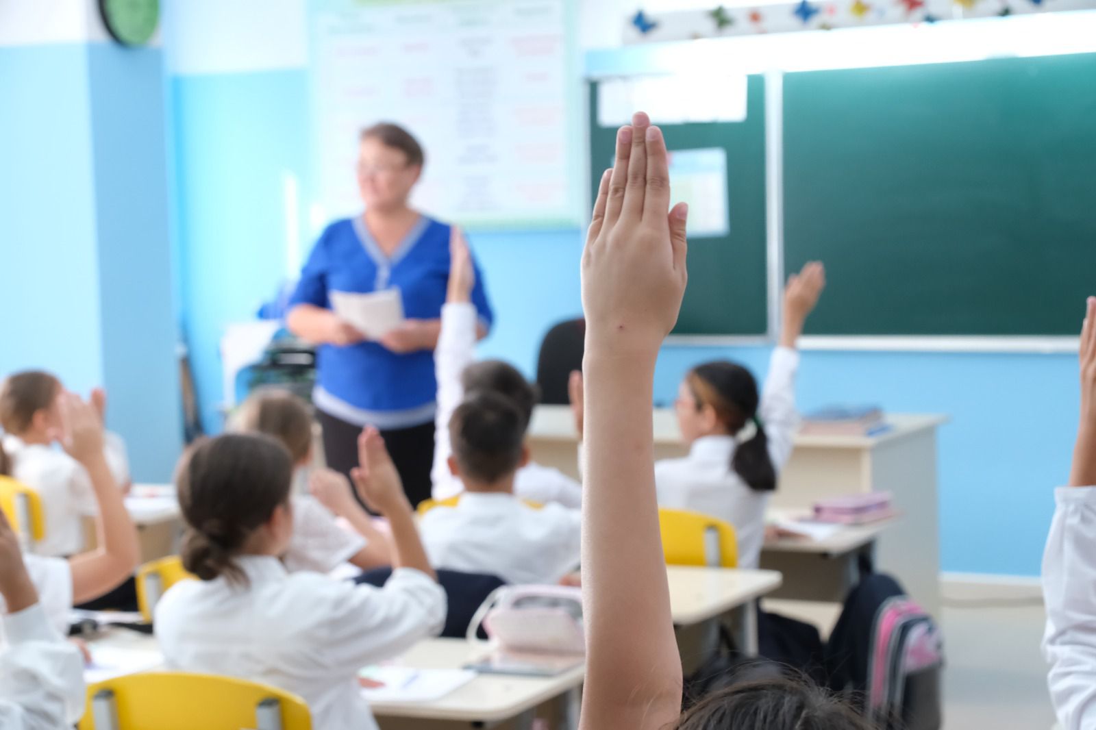 В Казахстане почти 10 тысяч школьных классов перевели на дистанционку