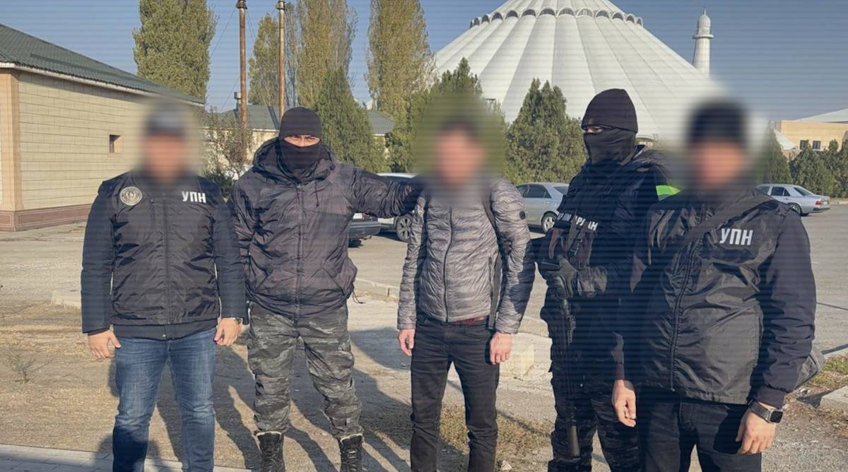 Делал закладки возле мечети: сколько "синтетики" изъяли в Казахстане с начала года