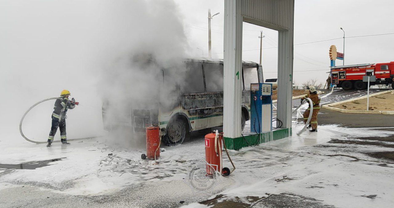 Пожарные предотвратили взрыв на АЗС в Атырауской области
