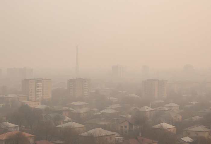 Жителям Шымкента и еще четырех городов не рекомендуют выходить из дома в понедельник