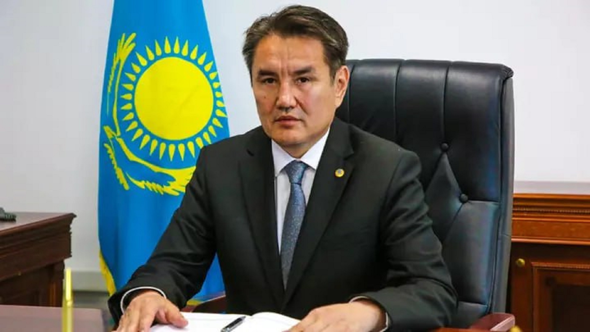 Аким Восточного Казахстана провел отчетную встречу с населением Шемонаихинского района