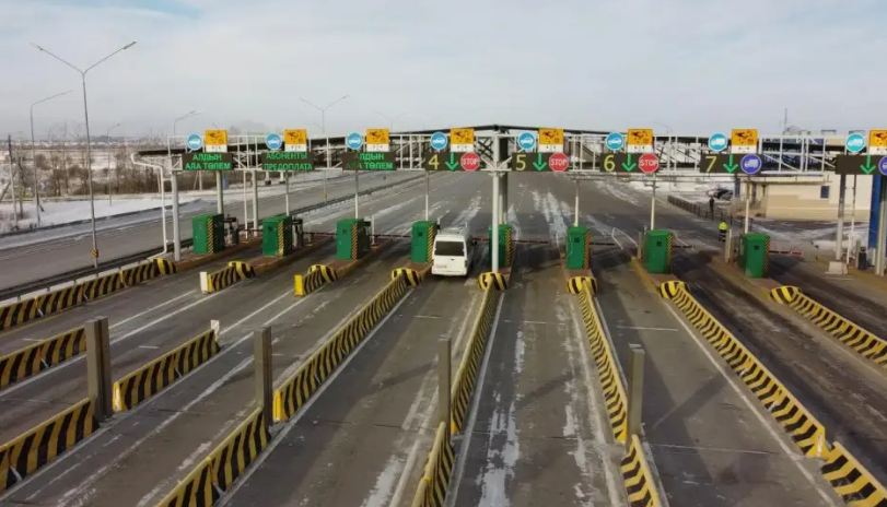 350 километров казахстанских трасс временно сделают бесплатными