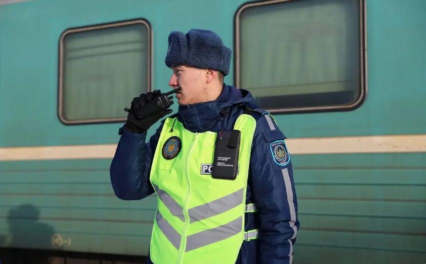 Иностранец в состоянии опьянения снят с поезда Мангистау – Алматы и задержан