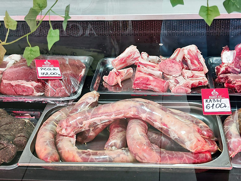 Сколько будет стоить конина в год Коня?